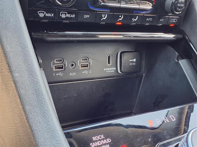 2023 Jeep Cherokee 4xe photo 11
