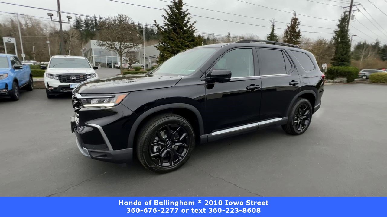 2025 Honda Pilot Touring photo 3