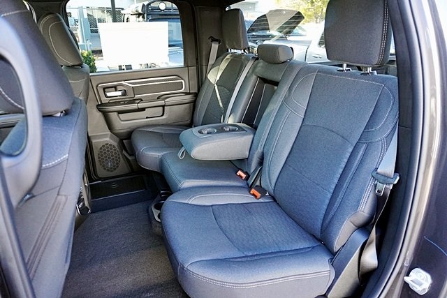 New 2026 Granite Crystal Metallic Clear-Coat Exterior Paint RAM Big Horn image 23