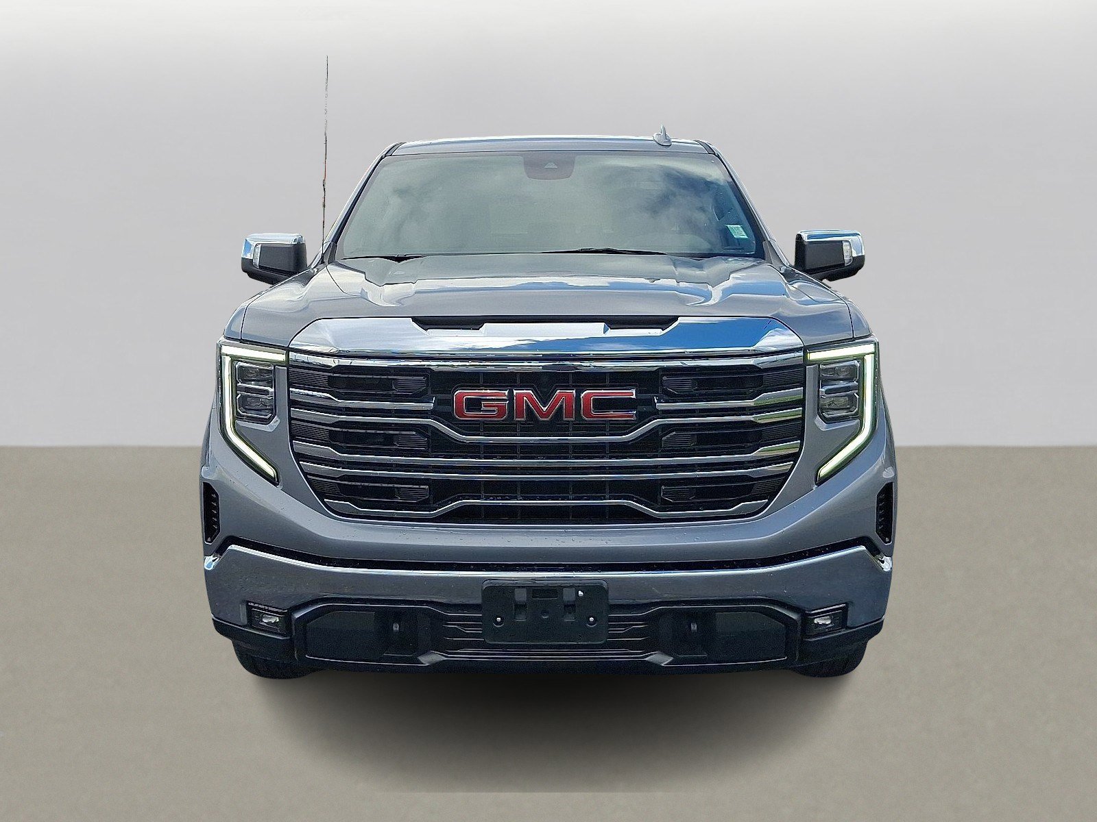 2024 Gmc Sierra 1500 SLT photo 3