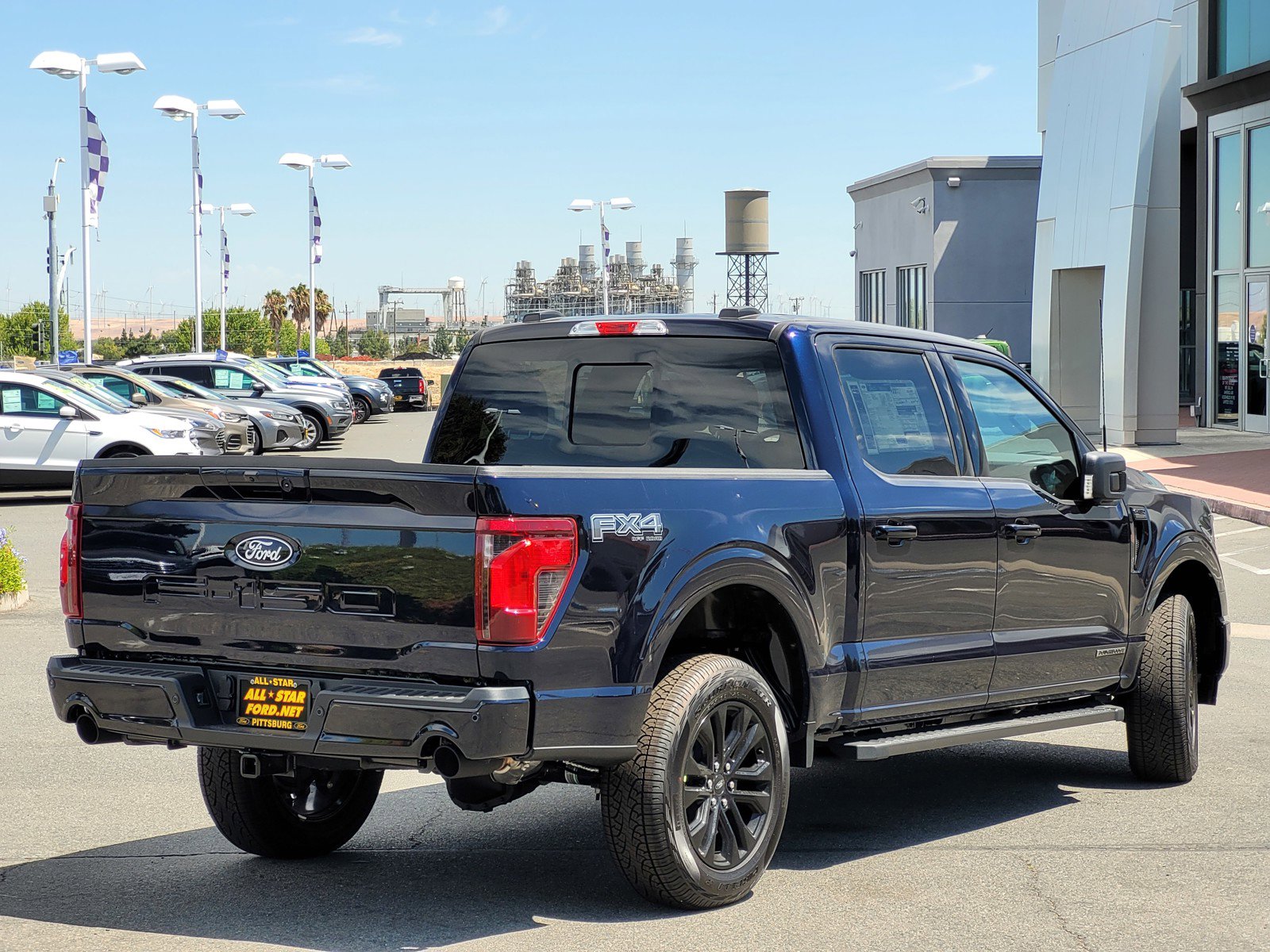 2025 Ford F-150 XLT photo 3