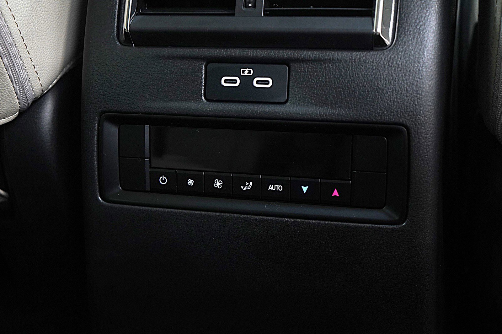 2024 Mazda CX-90 Preferred photo 16