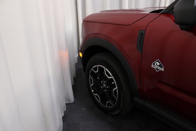 2025 Ford Bronco Sport Outer Banks photo 2