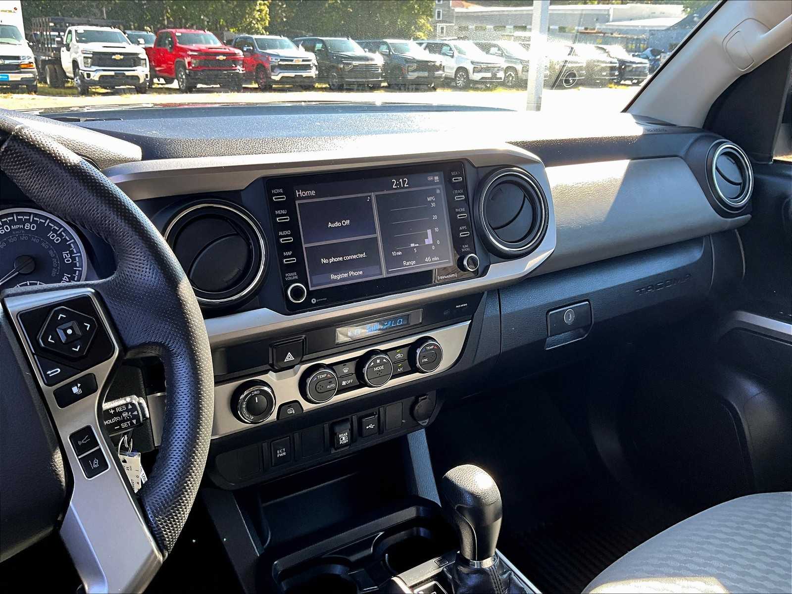 2021 Toyota Tacoma SR5 photo 18