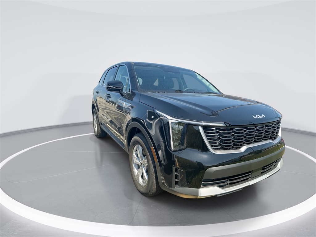 2026 Kia Sorento LX photo 2