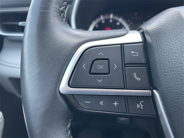 2023 Toyota Highlander Limited photo 10