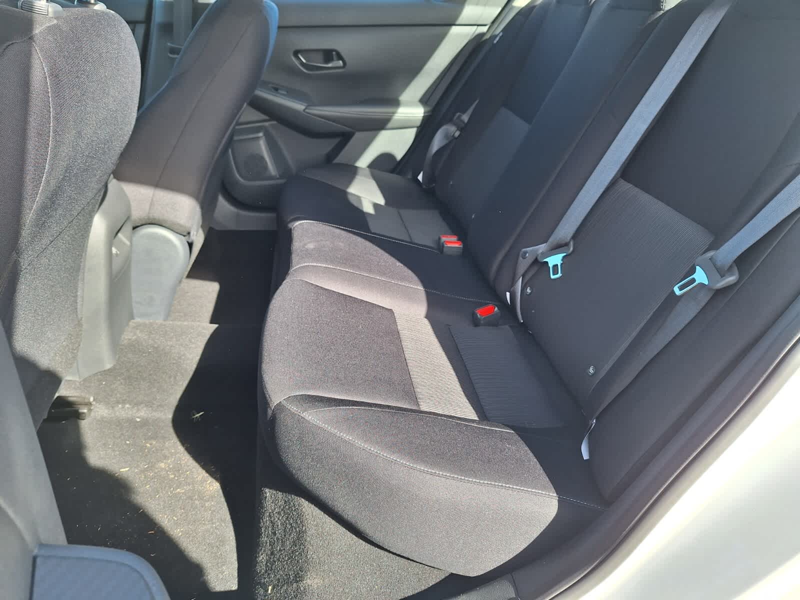 2025 Nissan Sentra SV photo 19