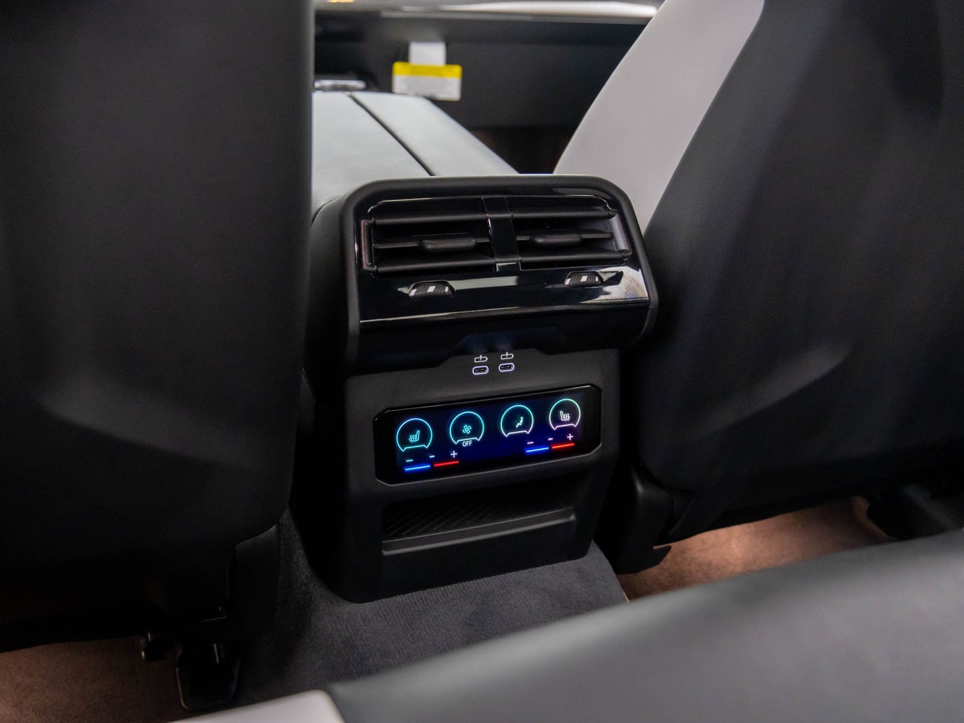 New 2026 Black Sapphire Metallic BMW Base image 21