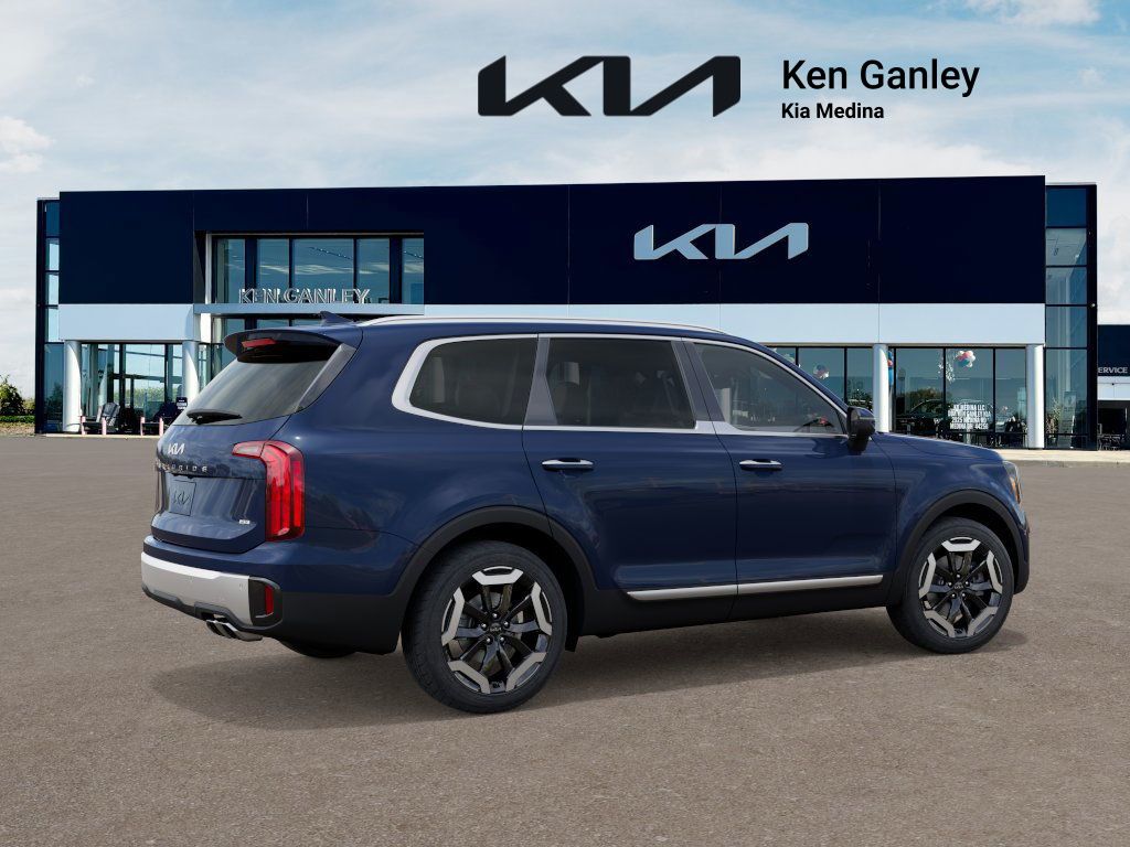 2025 Kia Telluride S photo 4