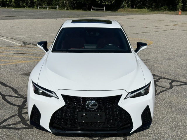 2023 Lexus IS 350 F SPORT photo 2