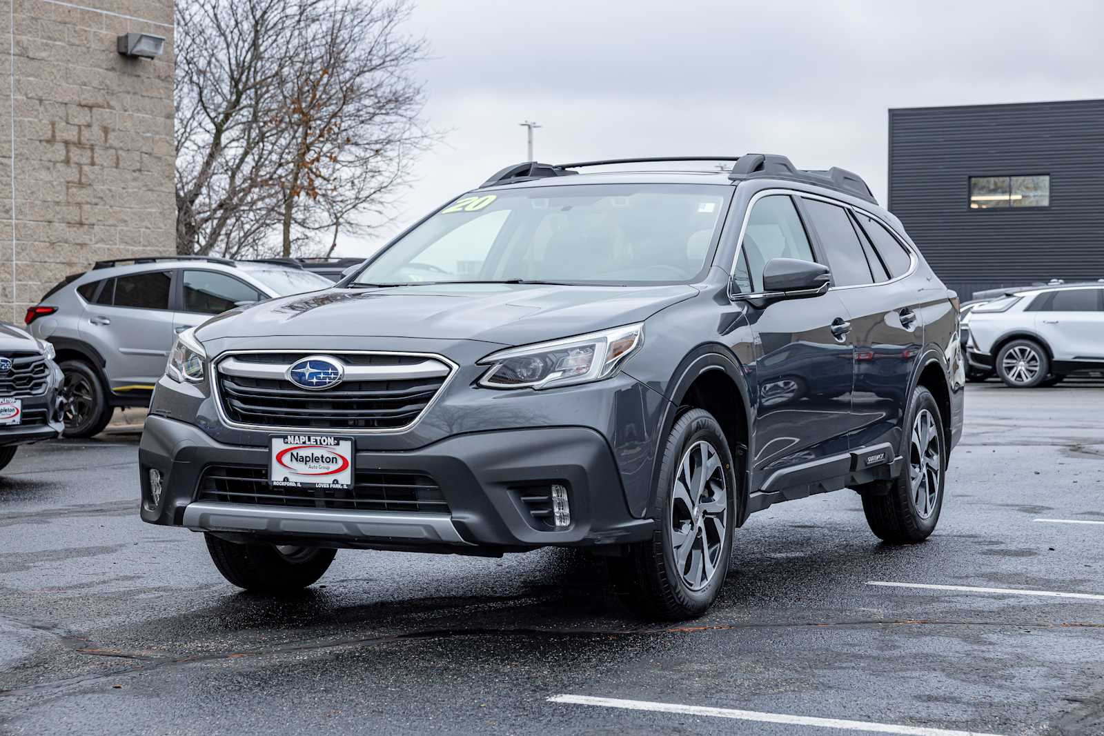 2020 Subaru Outback Limited photo 2