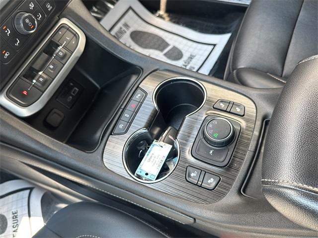 2023 Gmc Acadia SLT photo 15