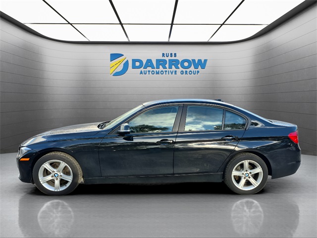 Used 2013 BMW 3 Series 320i with VIN WBA3C3C55DF982458 for sale in Waukesha, WI