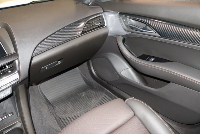 2023 Cadillac CT5 V photo 18