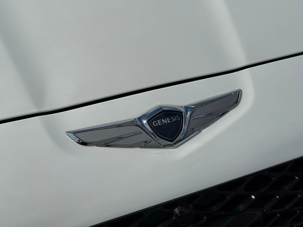2023 Genesis G70 3.3T Sport Prestige photo 8