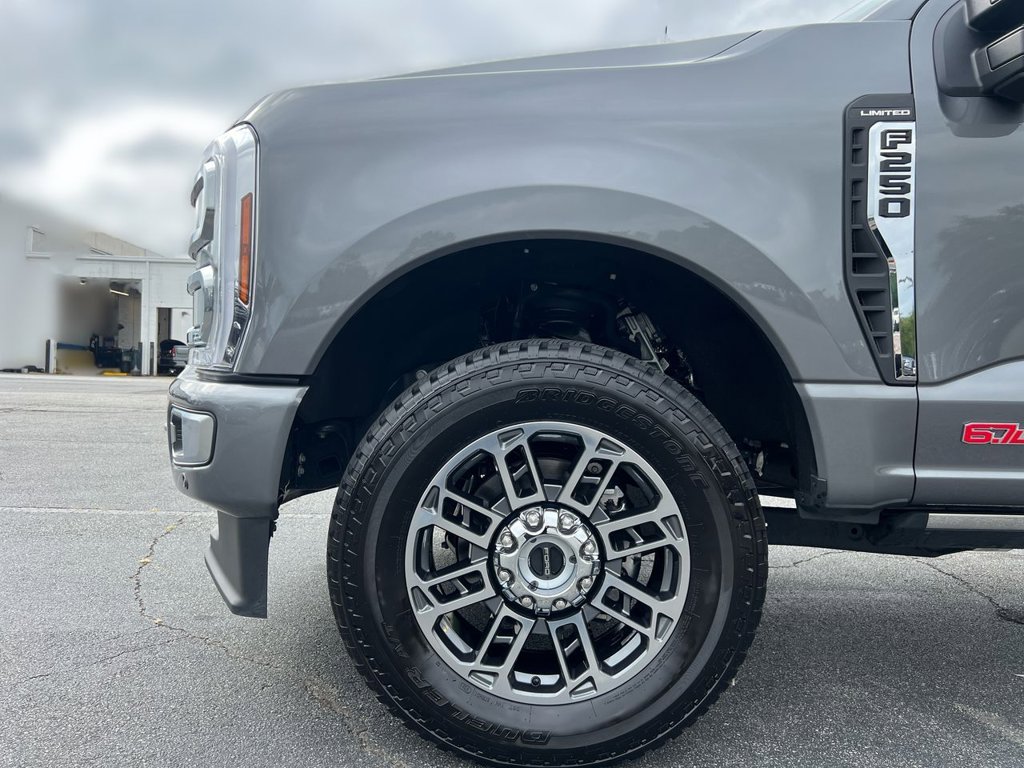 2024 Ford F-250 Limited photo 20