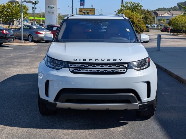 2017 Land Rover Discovery HSE Luxury photo 9