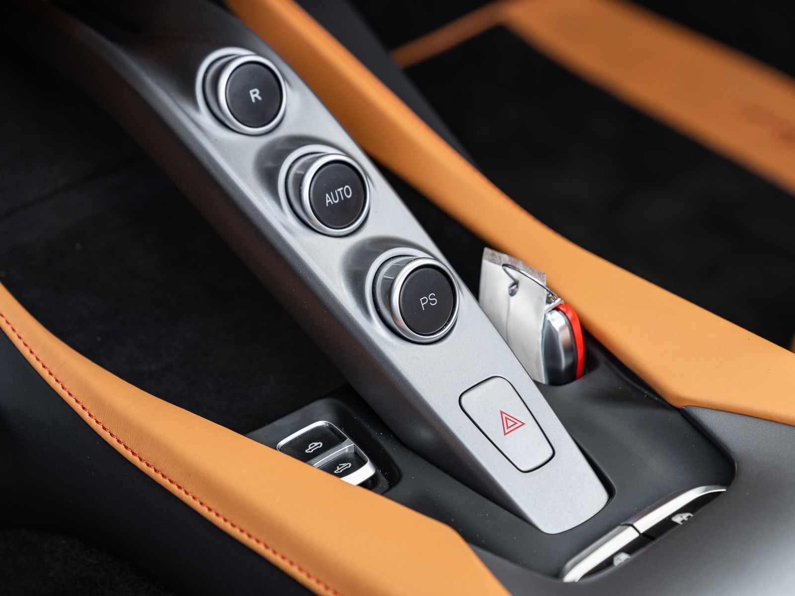 2019 Ferrari Portofino photo 37