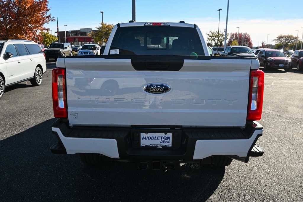 2026 Ford F-250 photo 4