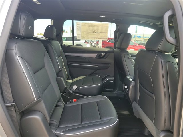 2026 Buick Enclave Sport Touring photo 16
