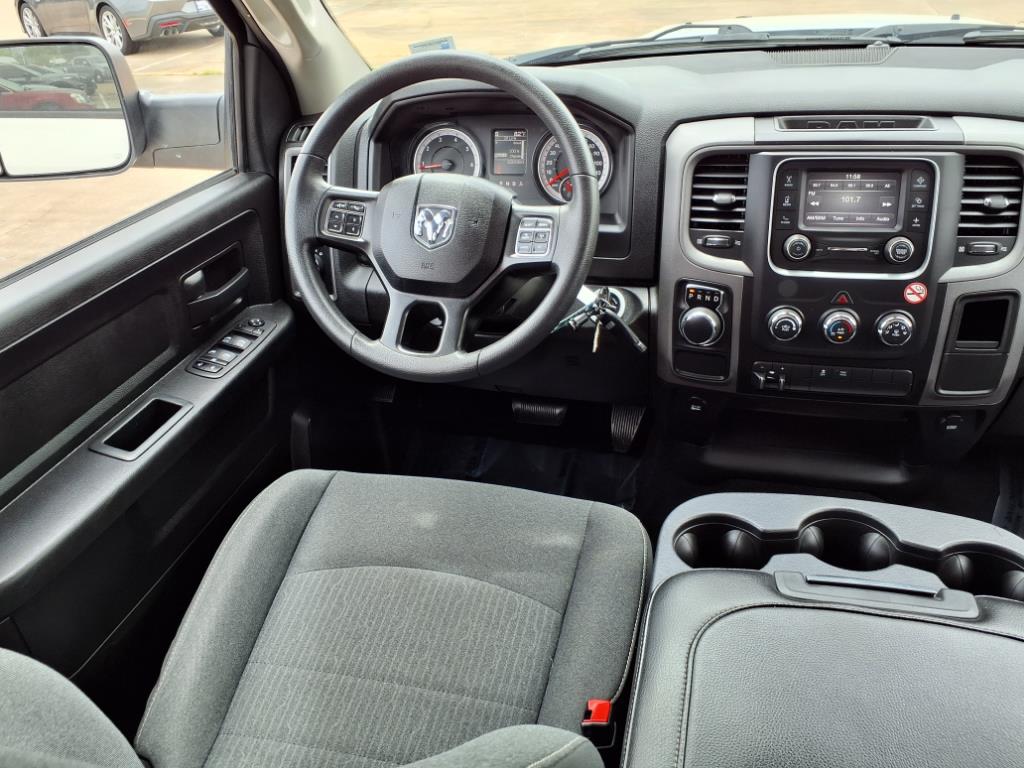 2022 Ram 1500 Classic Tradesman photo 5