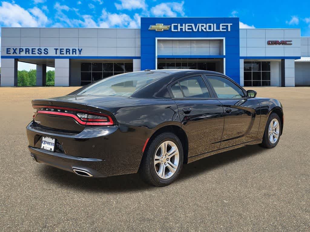 2022 Dodge Charger SXT photo 3