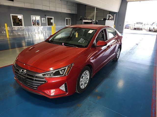 2019 Hyundai Elantra SE photo 2