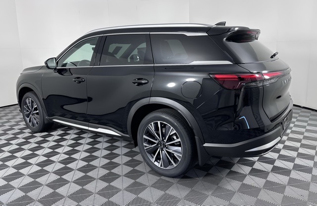 2026 Infiniti QX60 Luxe photo 2