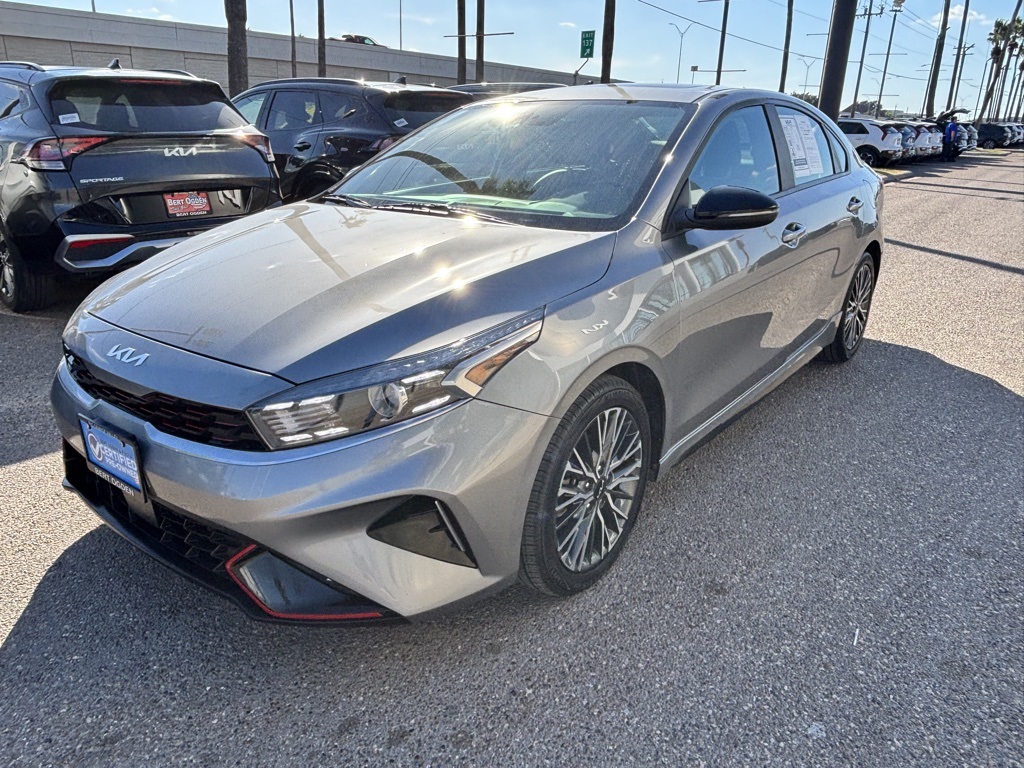 2023 Kia Forte GT-Line photo 3