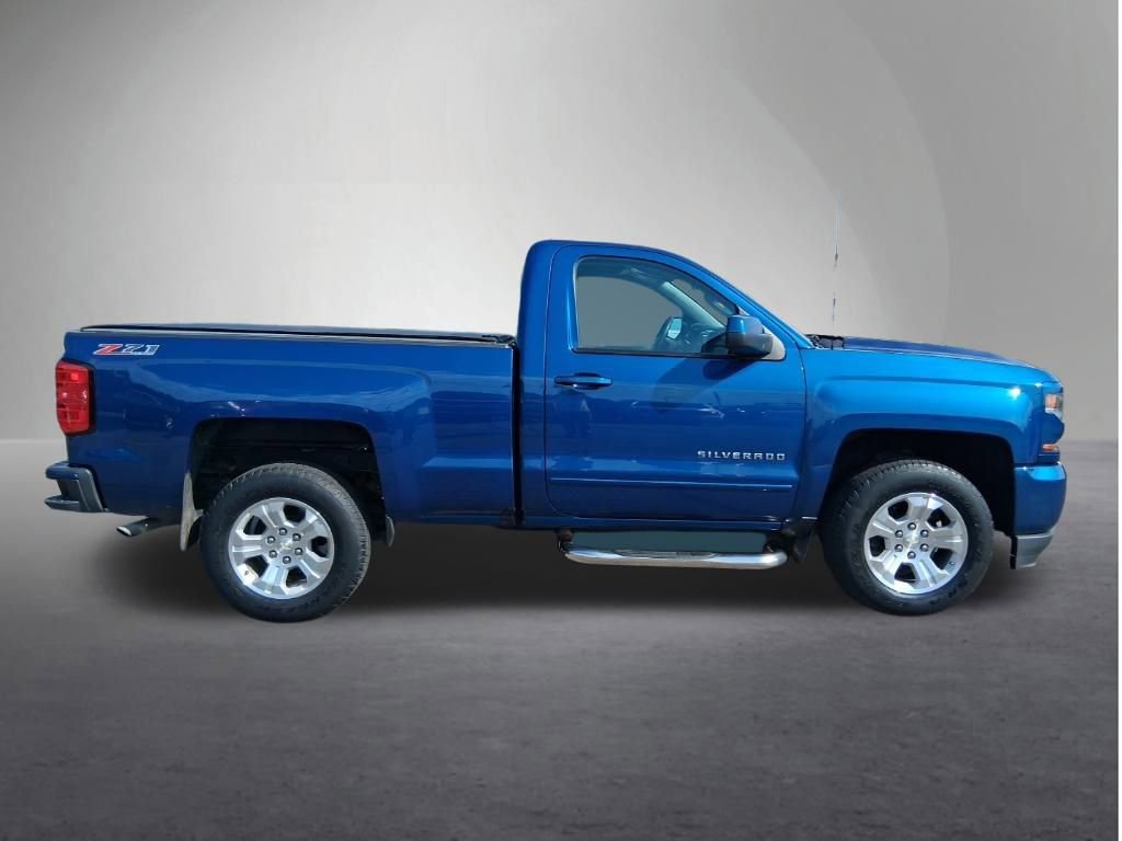 Used 2016 Chevrolet Silverado 1500 2LT with VIN 1GCNKREC3GZ280431 for sale in Red Wing, Minnesota