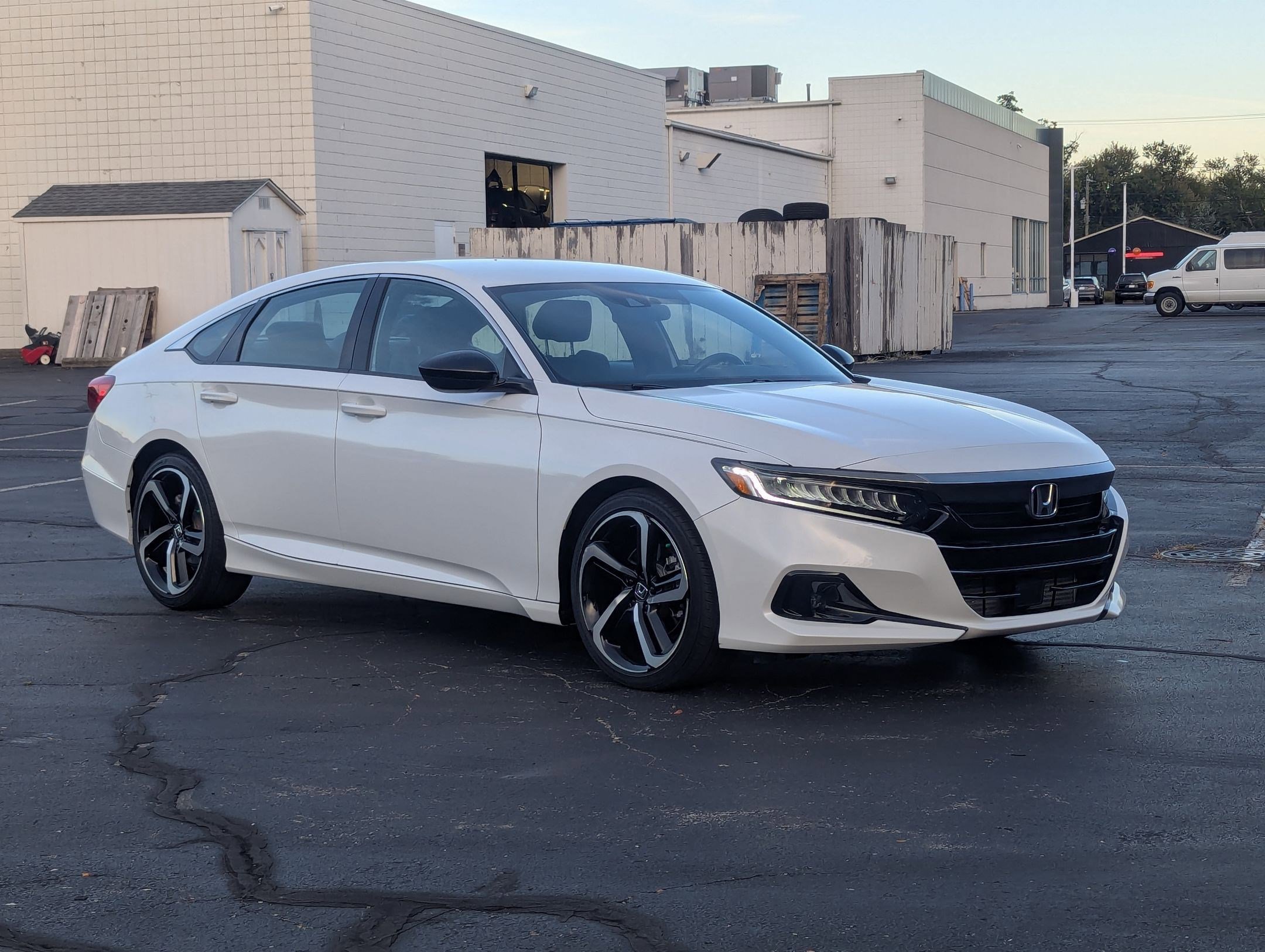 2022 Honda Accord Sport photo 4