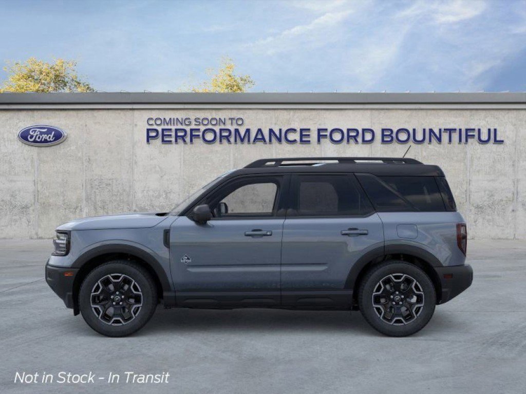 2025 Ford Bronco Sport Outer Banks photo 2