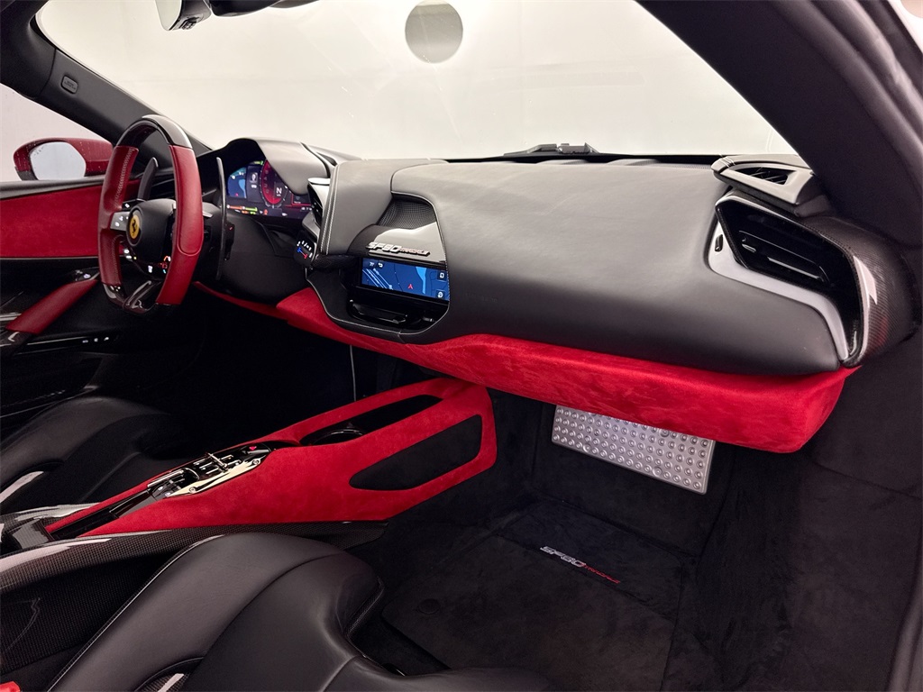 2022 Ferrari SF90 Stradale Base photo 25