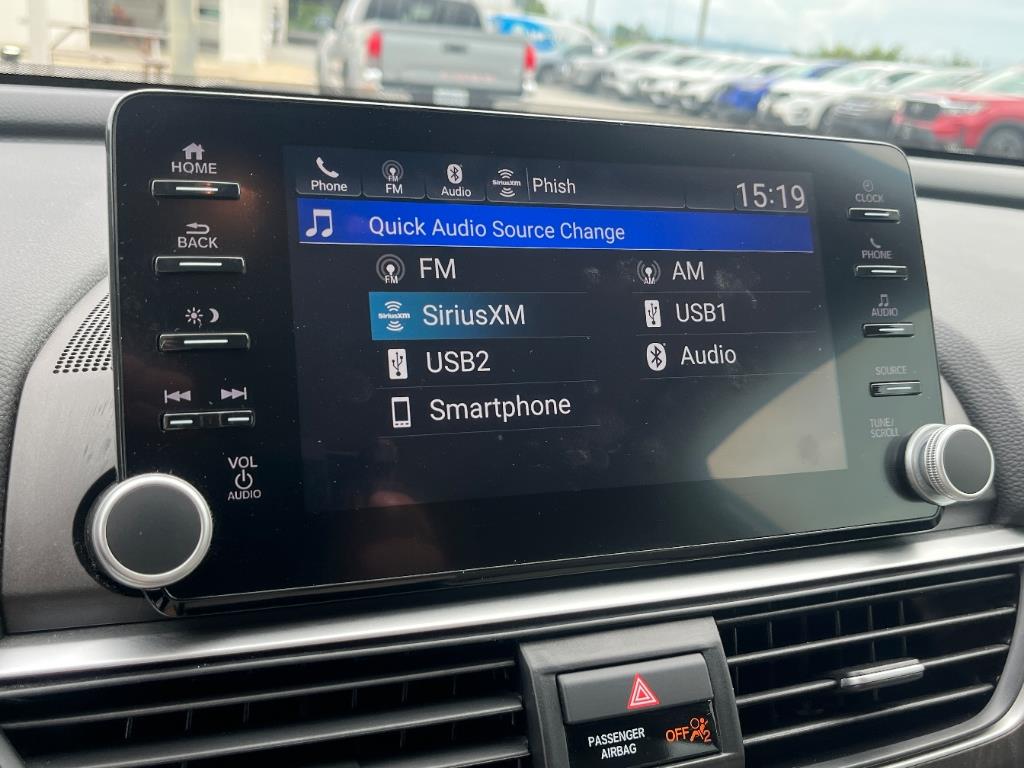2019 Honda Accord EX-L photo 19