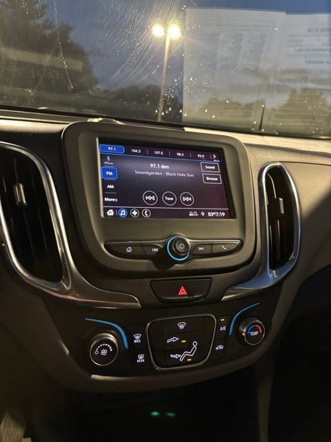 2021 Chevrolet Equinox LS photo 12