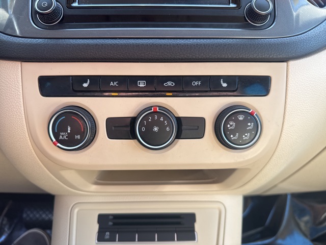 2016 Volkswagen Tiguan SE photo 15