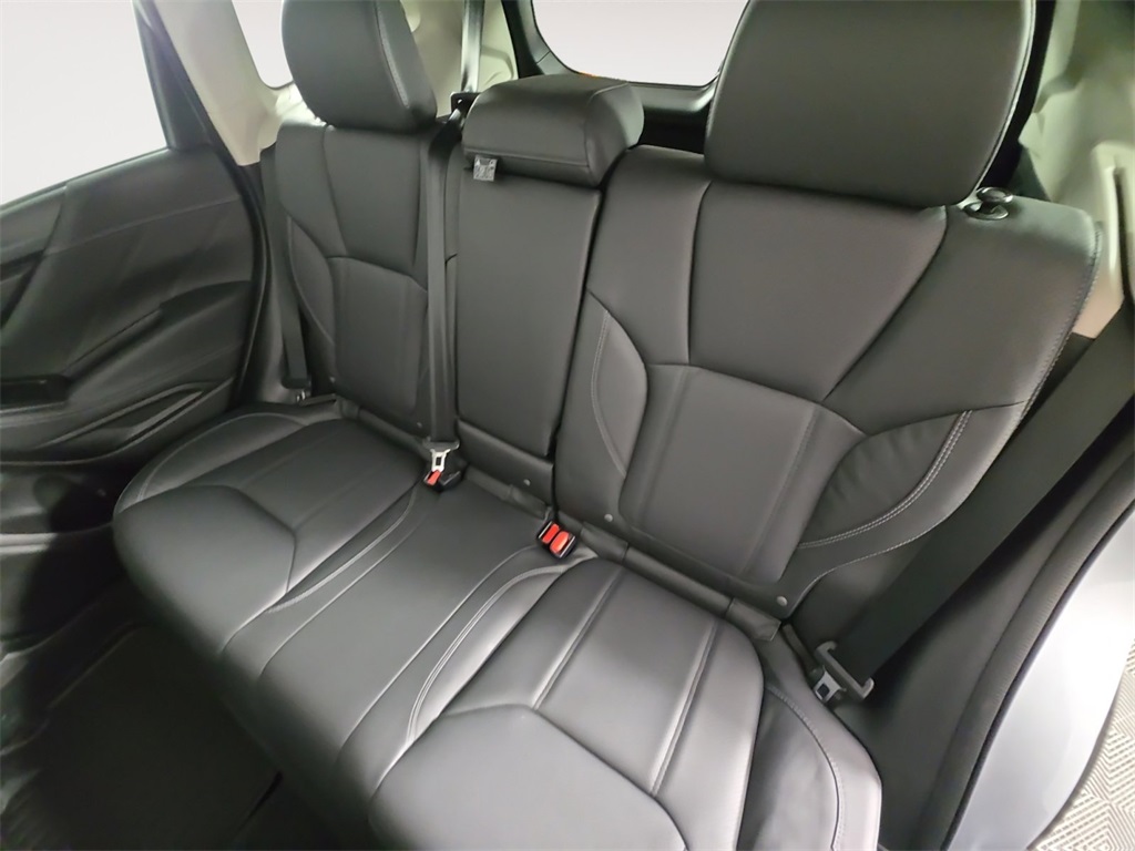 2021 Subaru Forester Touring photo 12