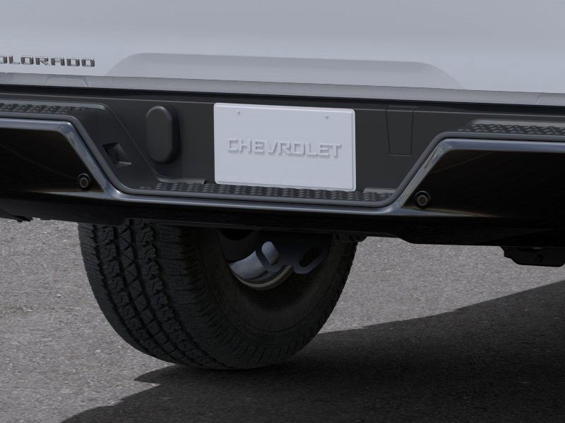 2025 Chevrolet Colorado LT photo 13