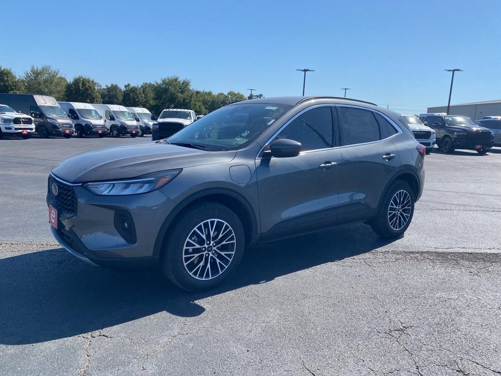 2025 Ford Escape Base photo 3
