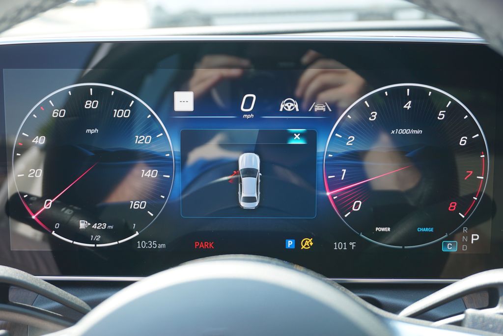 2025 Mercedes Benz C 300 photo 29
