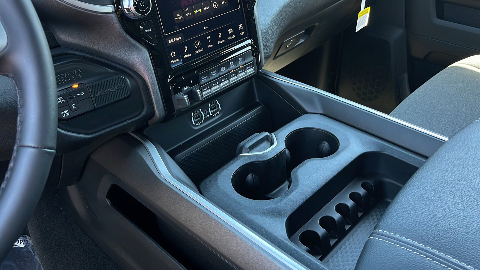 2024 Ram 3500 Big Horn photo 17