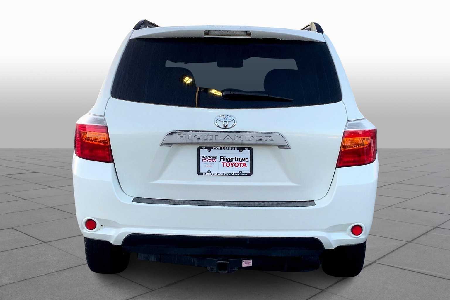 2010 Toyota Highlander Base photo 4