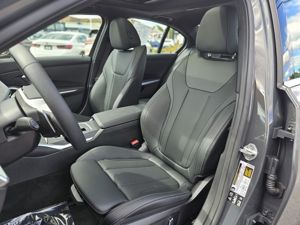 2025 Bmw 330i xDrive photo 14