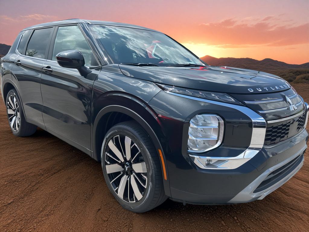 2025 Mitsubishi Outlander SE's photo