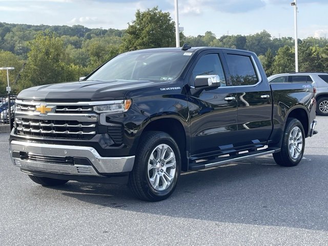 2026 Chevrolet Silverado 1500 LTZ photo 3