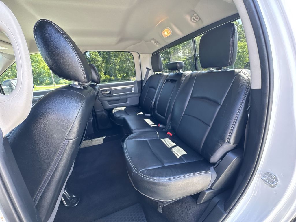 2016 Ram 1500 Big Horn photo 23