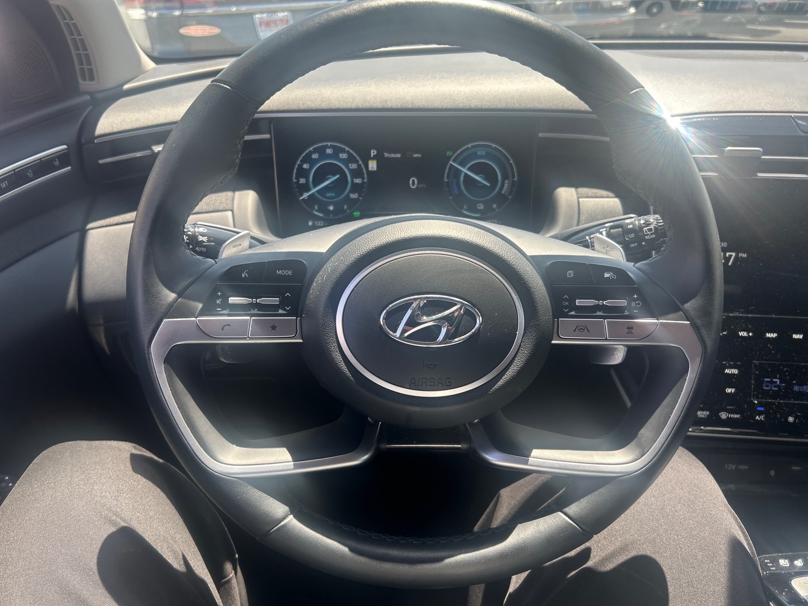 Used 2023 Amazon Gray Hyundai Limited image 1