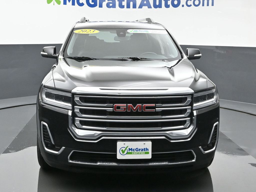 2023 Gmc Acadia SLT photo 2