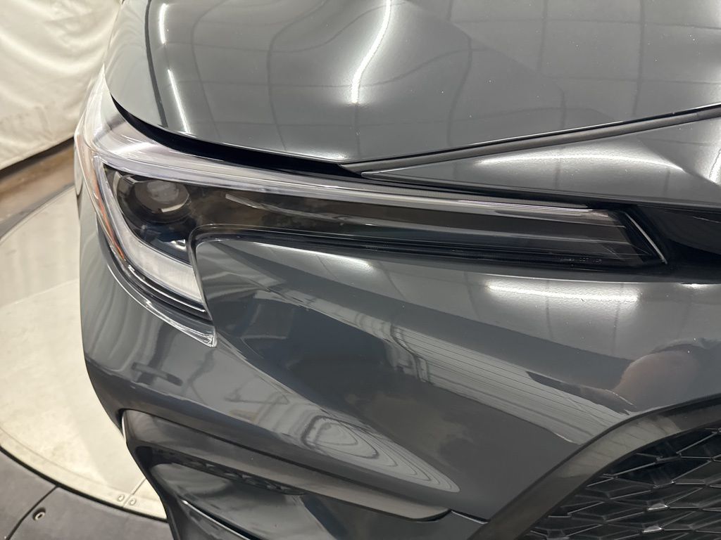 2024 Toyota Corolla SE photo 2