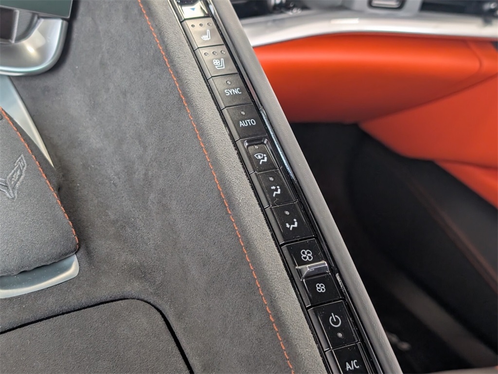 2025 Chevrolet Corvette E-Ray 3LZ photo 15
